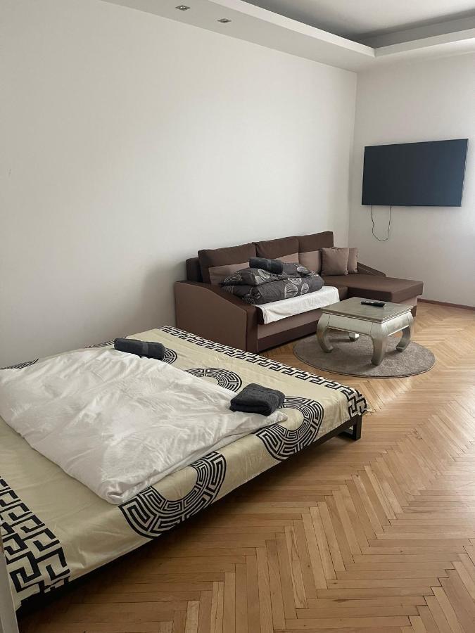 Default 1010 Apartment Виена Екстериор снимка